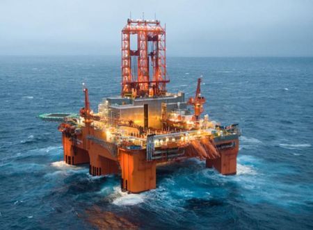 drilling rig aker solutions supply oil platform offshore complete equipment norway topside seadrill much