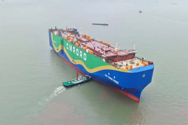 China Puts Largest Car Carrier into Service, Launches First Methanol PCTC