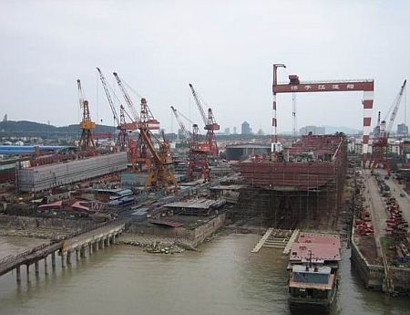 China: Yangzijiang Shipbuilding Secures Order for Seven Vessels