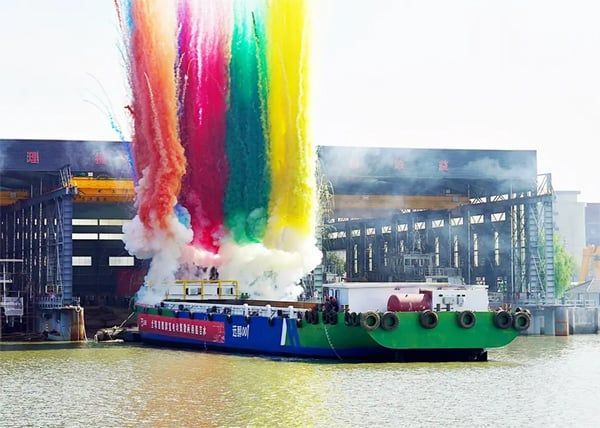 Chinas Geely Expands Methanol Technology with First Hybrid Hydrogen Barge