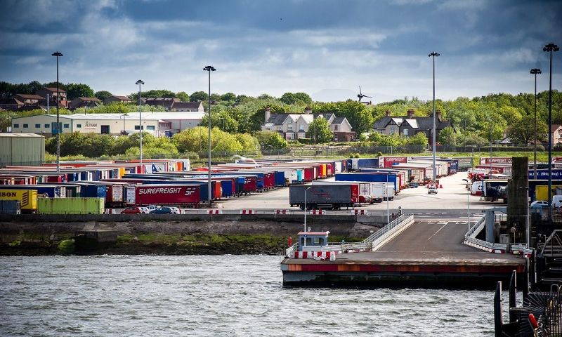 Eight Ports in the British Isles Get Electric Ship Charging Stations