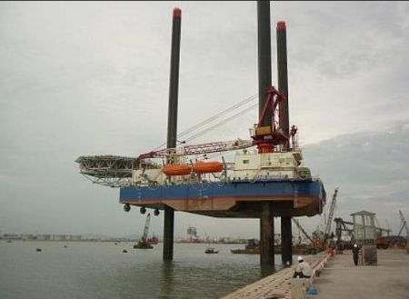 Ezion’s Service Rig Wins Charter Contract in Central America