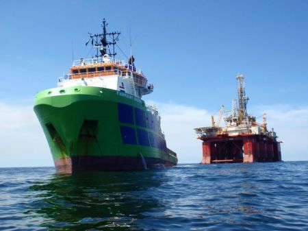 Fairmount Sherpa Tows Rig ODN Tay IV to Brazil