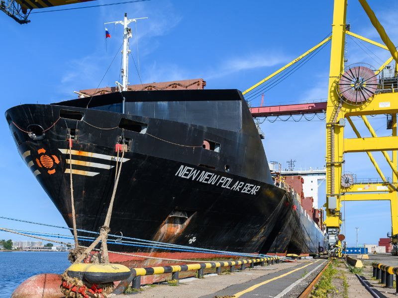 First Chinese Boxship of 2025 Arrives in Arkhangelsk via the Arctic Route
