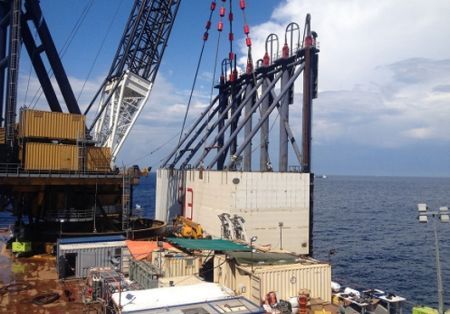 First Sponson Arrives at Concordia Wreck, Ready for Installation