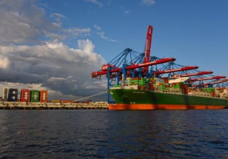 HHLA’s Burchardkai Terminal Ready for Mega-Ships