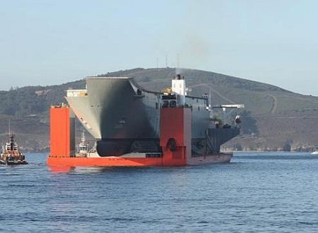 Hull of RAN’s New Amphibious Ship Leaves Spanish Port