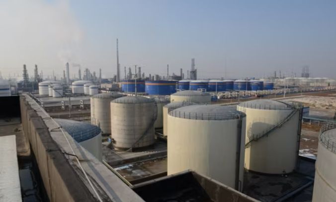 Indias Largest Terminal Operator Bans Sanctioned Vessels