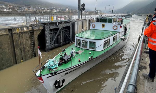 Inland Cargo Ship that Destroyed Moselle Lock was on Autopilot