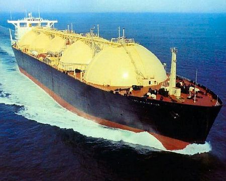 Mitsui to Transport LNG for Jakarta FSRU, Indonesia