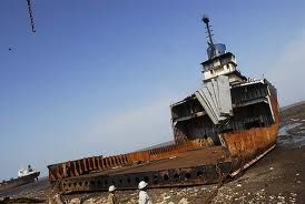 MONTHLY LIST OF VESSELS BEACHED AT THE INDIAN DEMOLITION YARDS