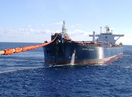 Norway: Aker Solutions Provides Pusnes Offshore Loading Systems for Shuttle Tankers