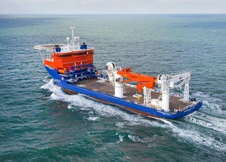 Oceanteam Shipping Extends Charter for CSV Southern Ocean in Australia