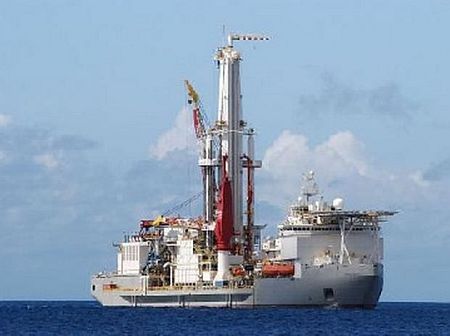 Offshore Drilling Rig Noble Bully I Arrives in Gulf of Mexico