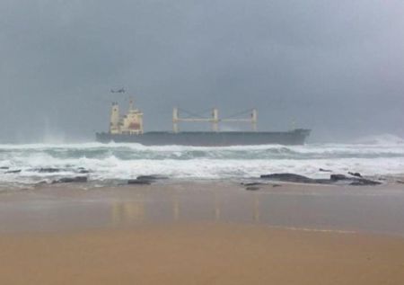 Oil Leaks from Bulk Carrier Kiani Satu (South Africa)