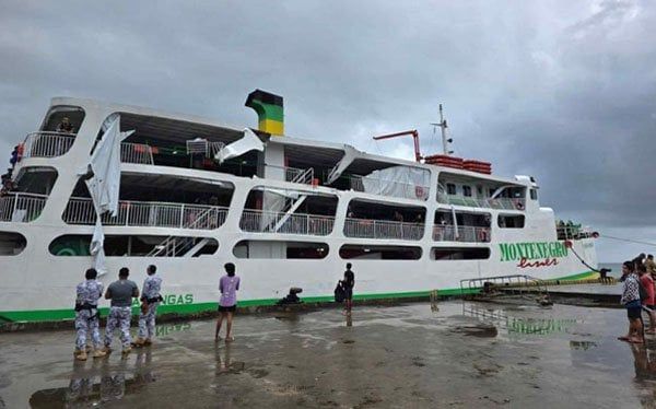 Philippine Ferry Hits Vessel in Docking Accident