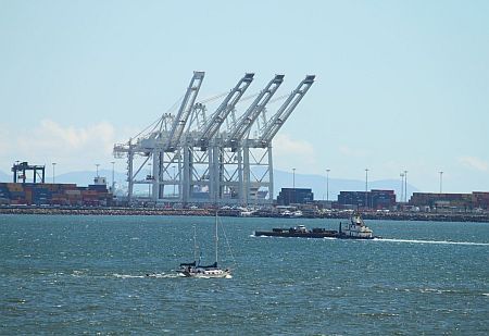 Port of Long Beach, OOCL Sign Largest Terminal Deal in US History