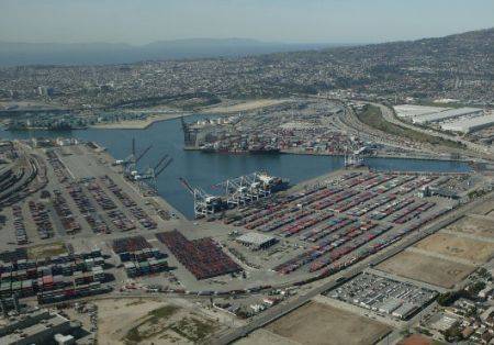 Port of Los Angeles: Container Volumes on the Rise