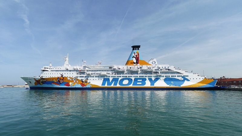 Protesters Block Asbestos-Removal Project for Classic Ferry at Brodosplit