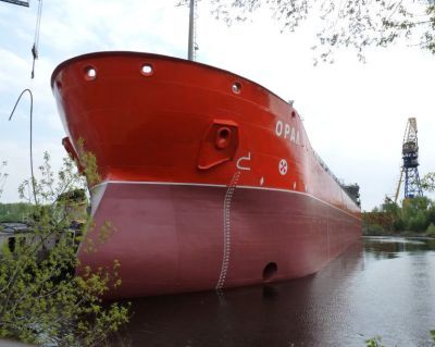 Russia: UCL Begins Construction of 15 New River-Sea Tankers Under RST27 Project