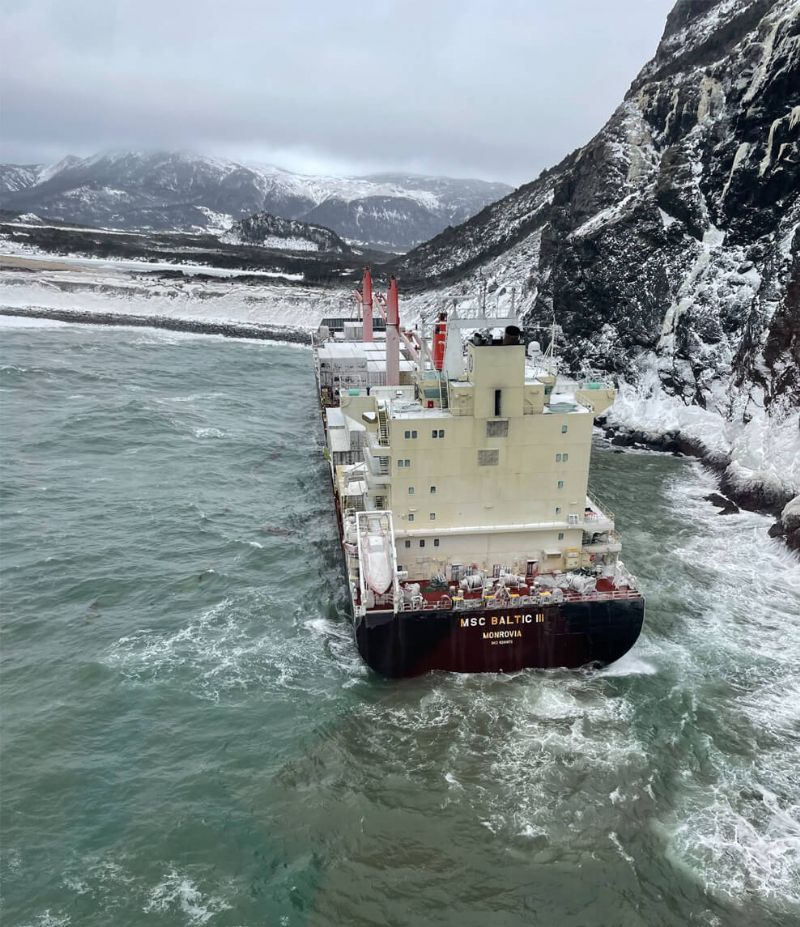 Salvage Teams Seeking Options for Grounded MSC Boxship