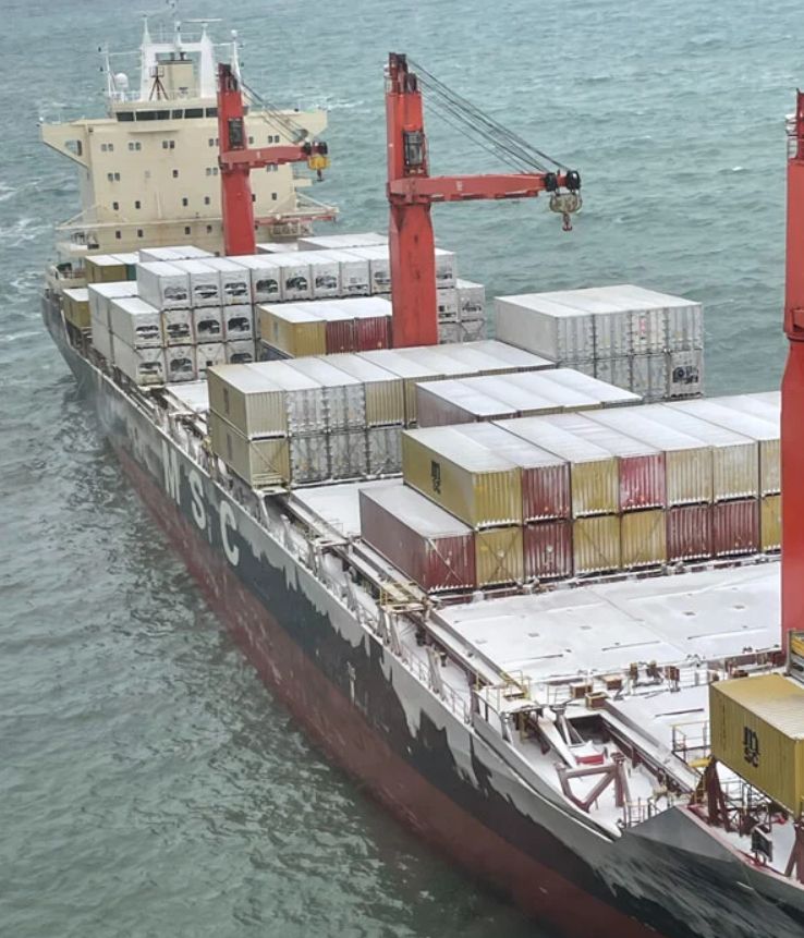 Salvage Teams Seeking Options for Grounded MSC Boxship