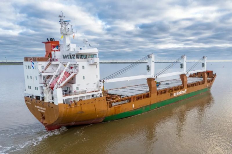 Seafarer from Dutch Cargo Ship Dies a Week After Houthi Attack