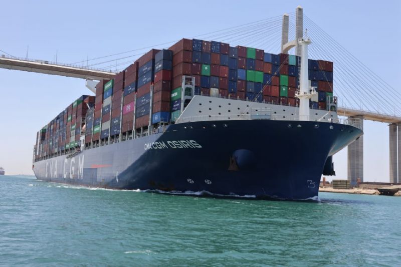 Suez Canal Upbeat About Traffic Rebound as CMA CGM Boxships Make Transit