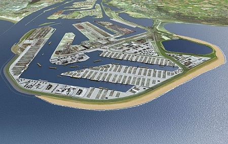 The Netherlands: Maasvlakte Gets First Waiting Berth for Small Container Ships