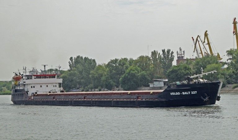 Turkish Volgo-Balt Cargo Ship Grounds When Officer Reportedly Fell Asleep