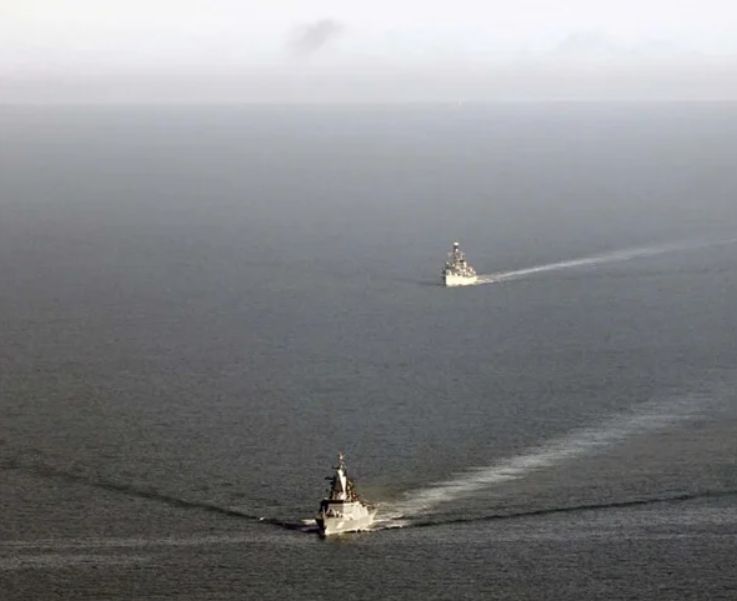 UK Tracks Russian RoRo Carrying Arms from Syria Escorted by Warship