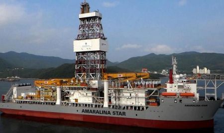 Ultra-Deepwater Drillship Amaralina Star Arrives in Brazil