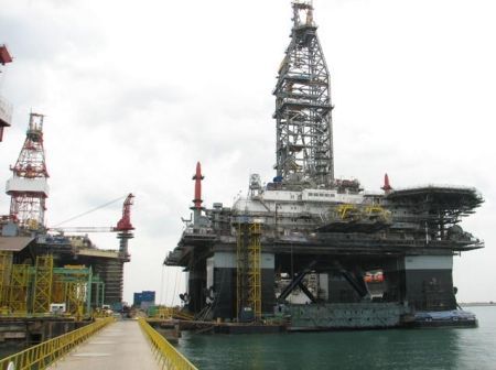 USA: Anadarko, Apache and Noble Energy Hire ENSCO 8505 Rig