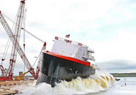 USA: Eastern Shipbuilding Christens Hornbeck’s MV ‘HOS Red Rock’