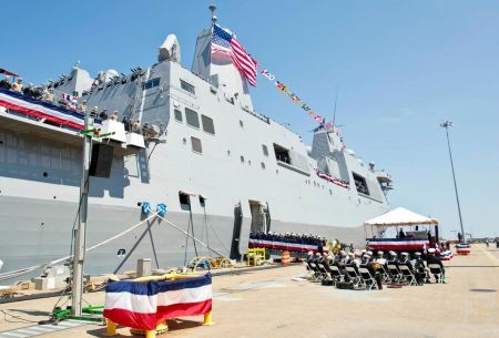 USA: Newbuild LPD 24 Joins Navy’s Fleet